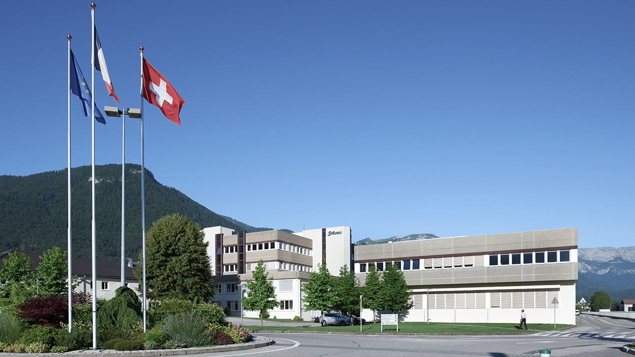 faverges-building