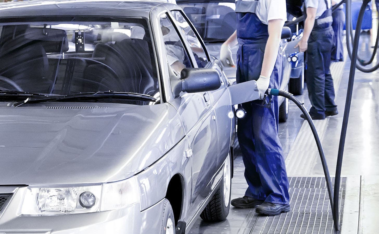 First filling of a new car; Shutterstock ID 501982279; purchase_order: Braun, Corina