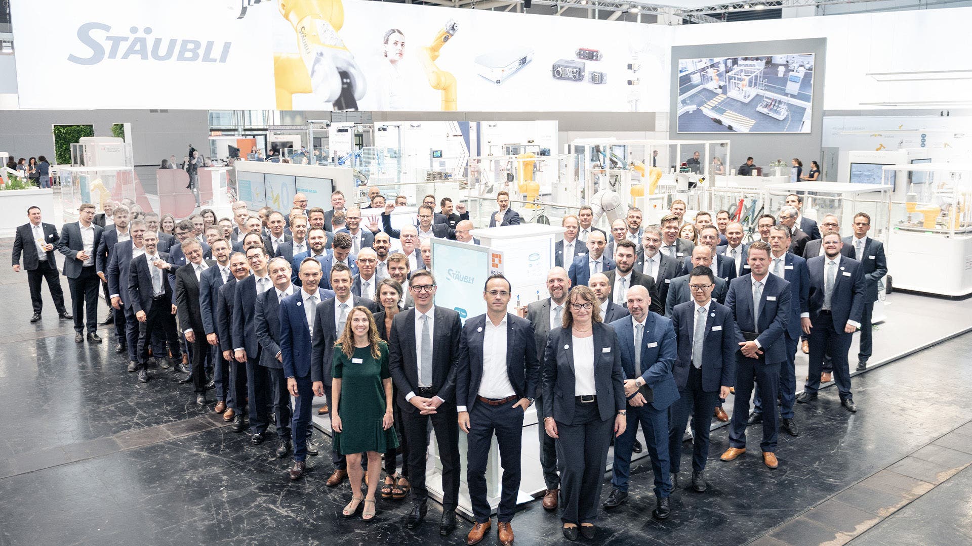 photo of the stäubli group at automatica