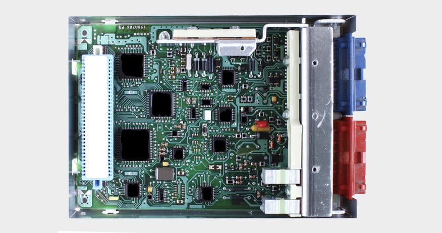 Product image with production testing of electrical components, dedicated to the CombiTac system