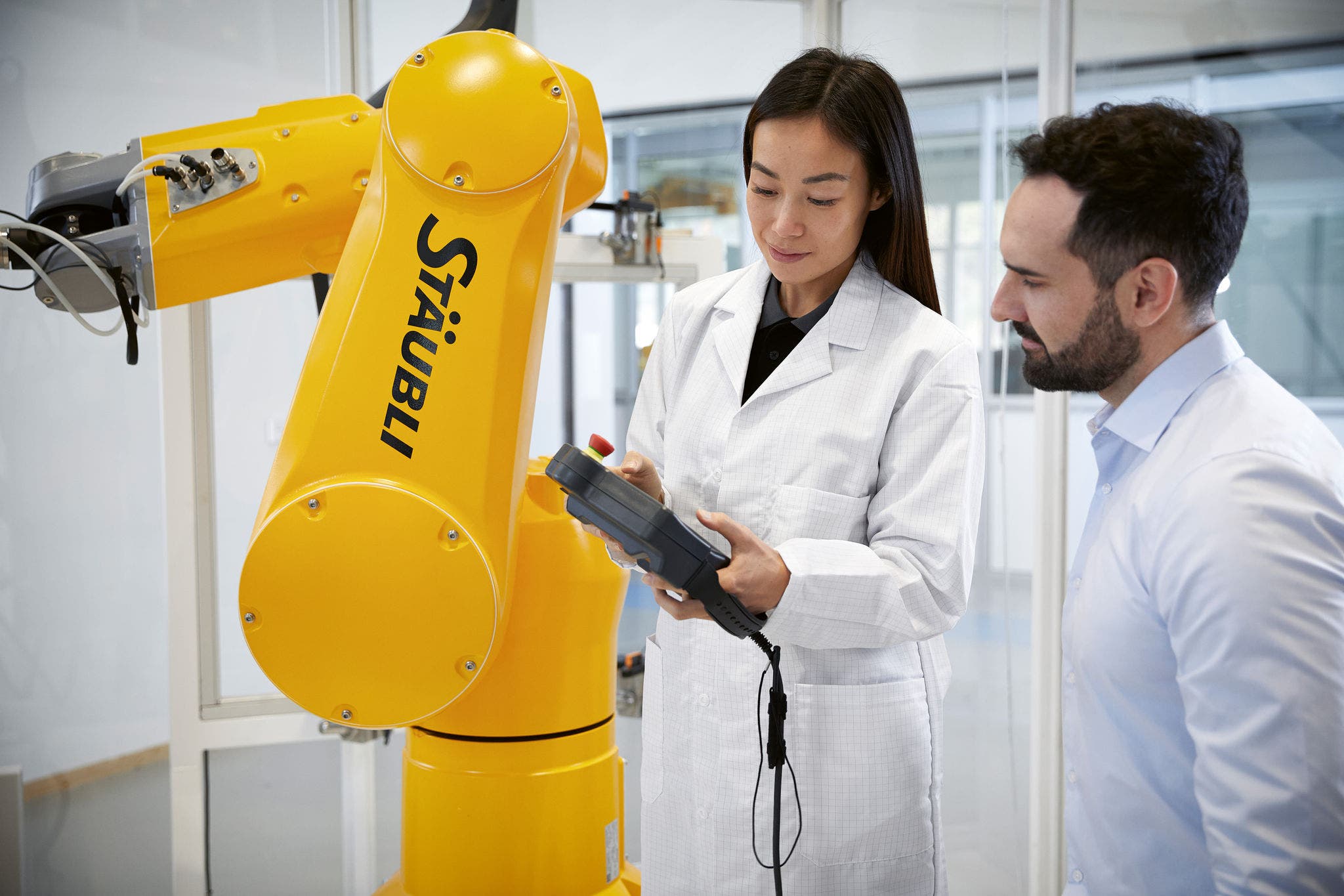 Stäubli Robotics - Innovative mechatronic solutions for higher productivity