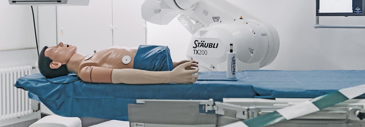 Robot-assisted automation in oncology: magnetic drug guidance by means of a six-axis TX200 robot.