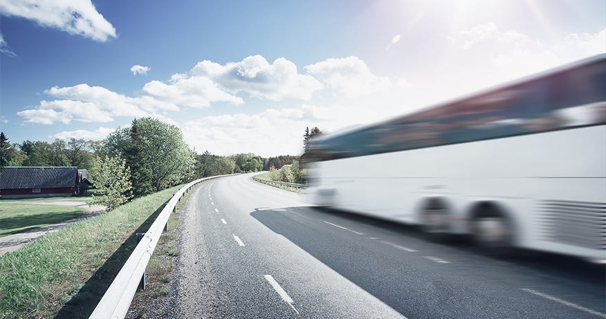 Electric bus with AKASOL battery system