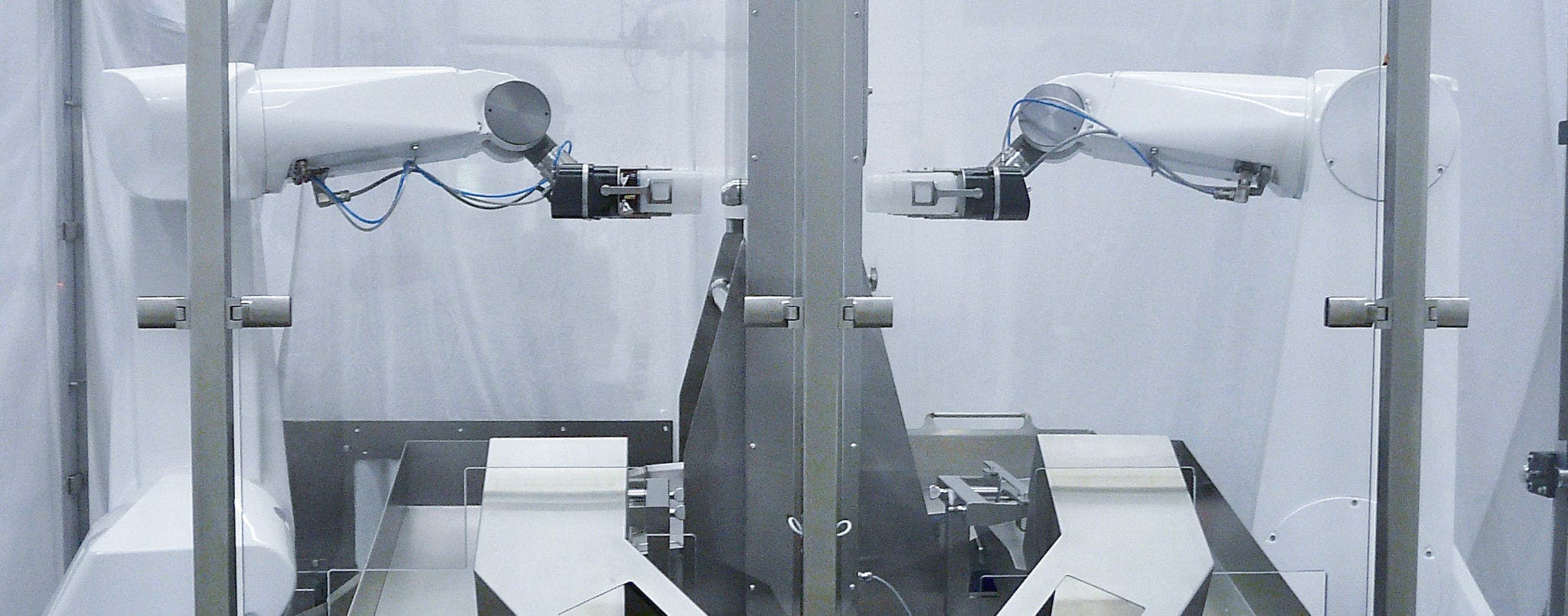 stäubli robots cutting blood plasma at HOF