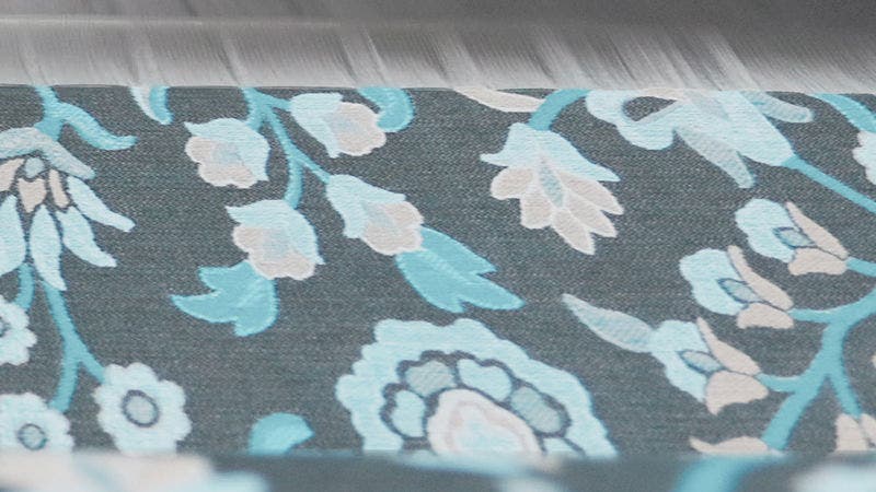 Weaving fabrics - Success story for Stäubli
